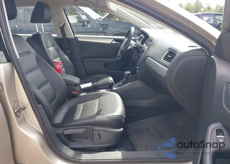 2013 Volkswagen Jetta 2.5L Se from USA, damaged, VIN 3VWDP7AJ2DM243340